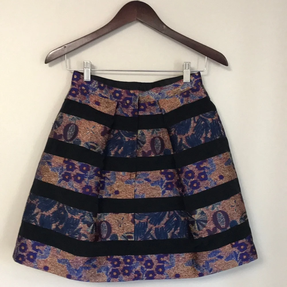 LAST CHANCE Metallic Tapestry Skirt - Picture 3 of 7